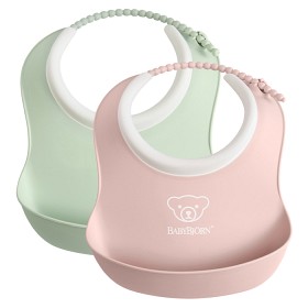 Bilde av BabyBjörn Liten Smekke 2-pakk (Lys grønn/Lys rosa)