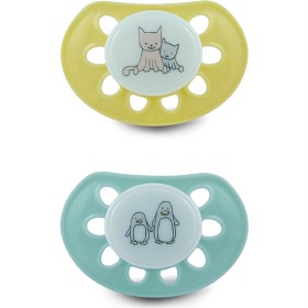 Bilde av Esska Classic Glow Smokk Silikon 2-pack 4-36 mån (Katt/Pingvin)