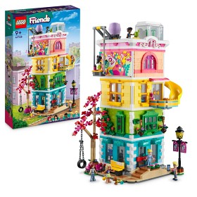 Bilde av LEGO Friends 41748 Heartlake Citys aktivitetshus
