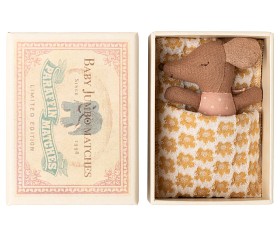 Bilde av Maileg Sleepy wakey babymus i fyrstikkeske (Rose)