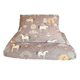 Bilde av Majvillan Påslakanset 150x210 cm True Unicorns (Lila)