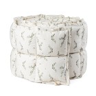 Sebra Sengebeskyttelse Quiltad (Powder Blossom)